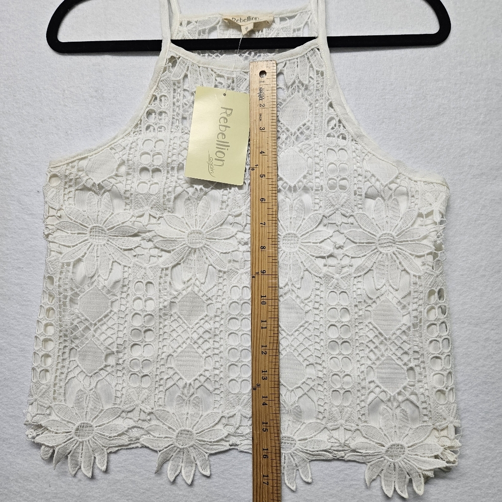 Rebellion Lace Crochet Daisy Halter White Festival Embroidered Knit Tank NWT - Picture 15 of 15